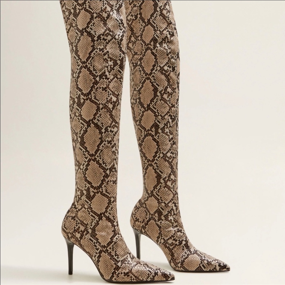 THIGH HIGH SNAKE PRINT BOOTS